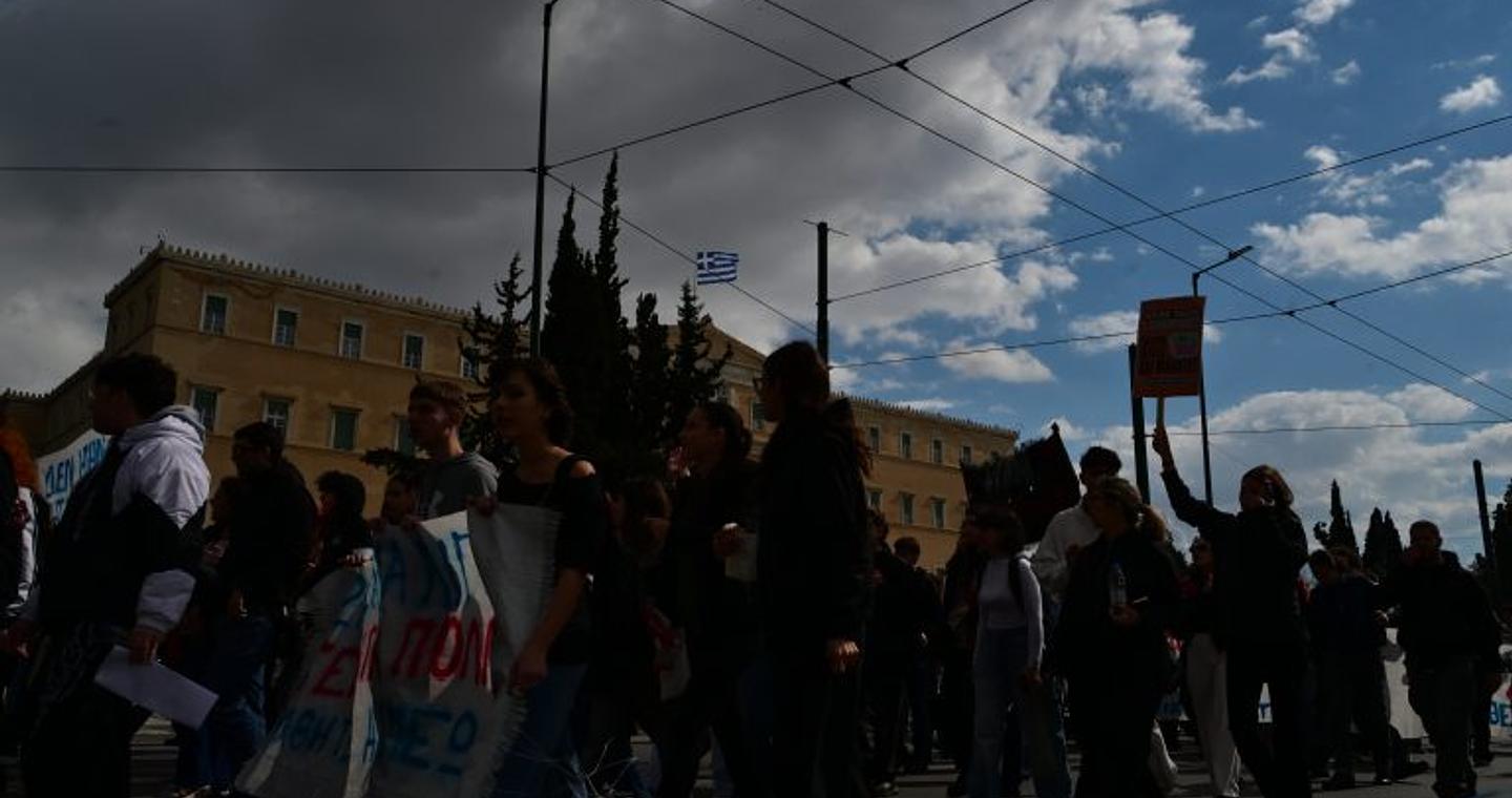 Τρία χρόνια από την τραγωδία των Τεμπών: Απεργίες και συλλαλητήρια το Σάββατο σε όλη τη χώρα