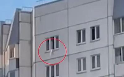 Απίστευτη διάσωση: Πώς ένα παλτό έσωσε βρέφος από πτώση 33 μέτρων