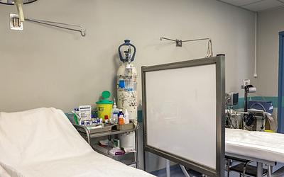 Συναγερμός στον Βόλο: Μαθητής στο νοσοκομείο με ιογενή μηνιγγίτιδα μετά την προπόνηση