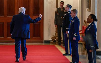 Στα άκρα η κόντρα Τραμπ και Δικαιοσύνης: Το «Plan B» για τους δασμούς