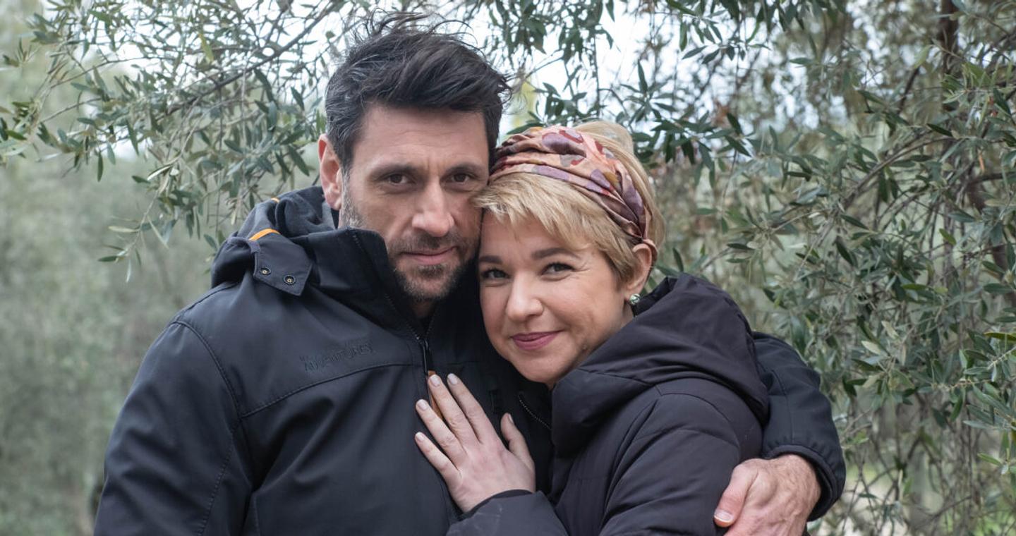 Κάμπινγκ: Στα backstage της νέας κωμικής σειράς του Mega - Οι πρώτες φωτογραφίες από τα γυρίσματα