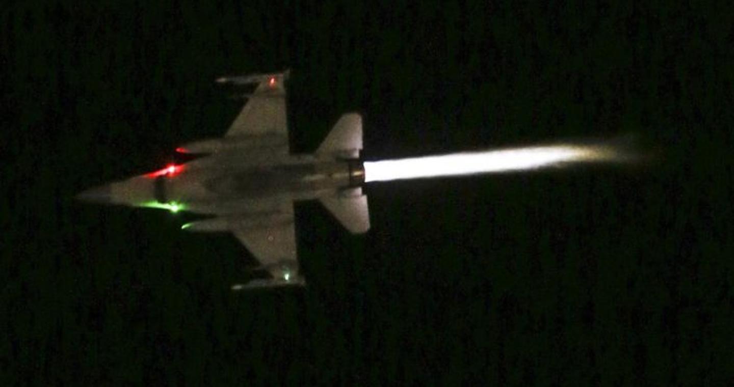 Τουρκία: Μαχητικό αεροσκάφος F-16 συνετρίβη στο Μπαλίκεσιρ – Νεκρός ο πιλότος