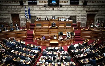 Ανατροπή σκηνικού; Το Μαξίμου εξετάζει αλλαγή του εκλογικού νόμου!