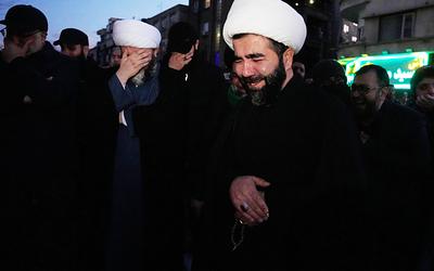 Τελεσίγραφο από την Τεχεράνη: Οι σκληρές απειλές μετά τον θάνατο του Χαμενεΐ