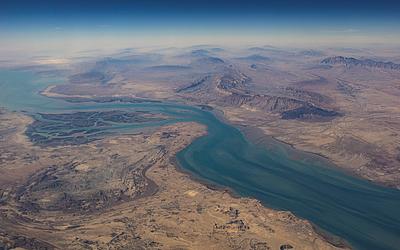 Συναγερμός στα Στενά του Ορμούζ: Εκατοντάδες δεξαμενόπλοια ακινητοποιημένα σε κατάσταση αναμονής