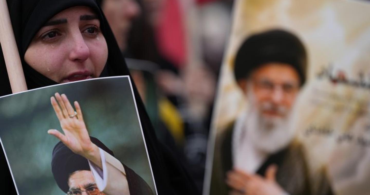 Ο θάνατος του Χαμενεΐ είναι ένα «βήμα μπροστά» – Το καθεστώς «θα πρέπει να εξαφανιστεί», λέει ο ανιψιός του