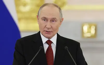 Τι αλλάζει μετά τη δολοφονία Χαμενεΐ: Ο Πούτιν καταγγέλλει «κυνική παραβίαση»