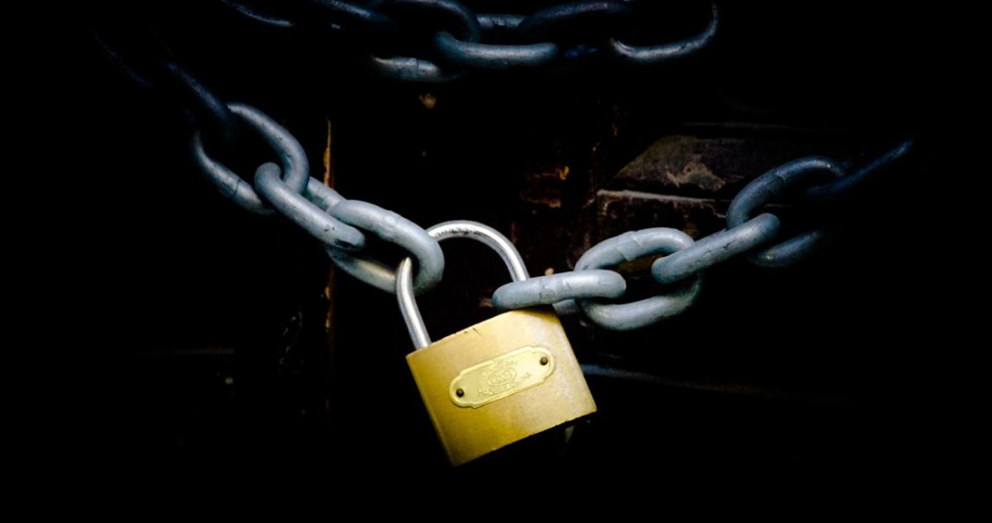 Επιχειρήσεις: Εκτοξεύτηκαν τα «λουκέτα» – Μεγάλη αύξηση πτωχεύσεων σε ένα χρόνο