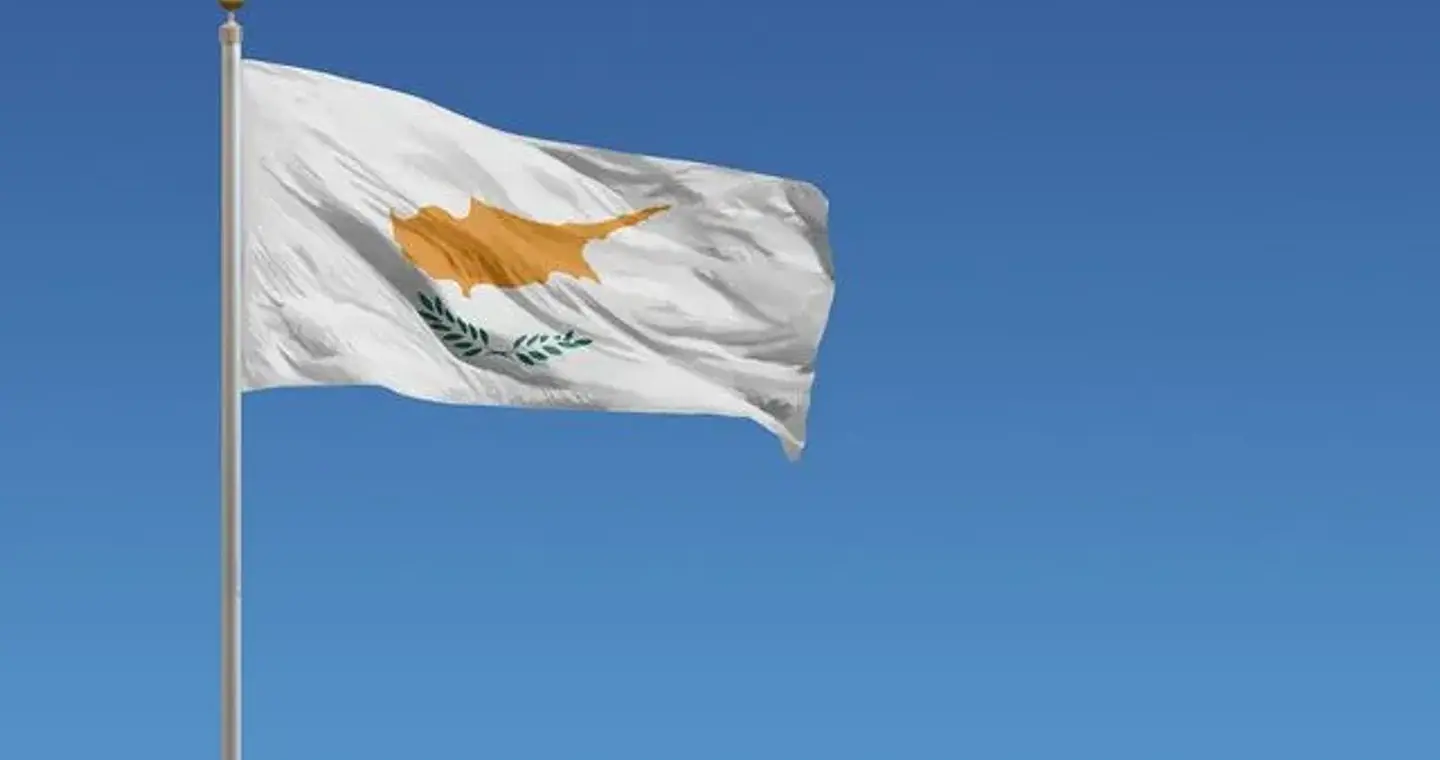 Κύπρος: Έντονη δυσαρέσκεια προς το Λονδίνο – “Θα γίνουν όλα τα απαραίτητα διαβήματα”