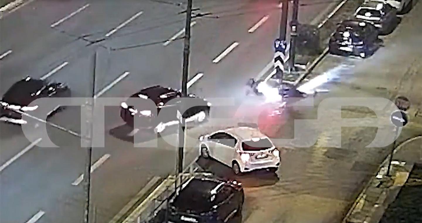 Κατέληξε ο οδηγός της μηχανής που είχε συγκρουστεί με ΙΧ στη λεωφόρο Συγγρού