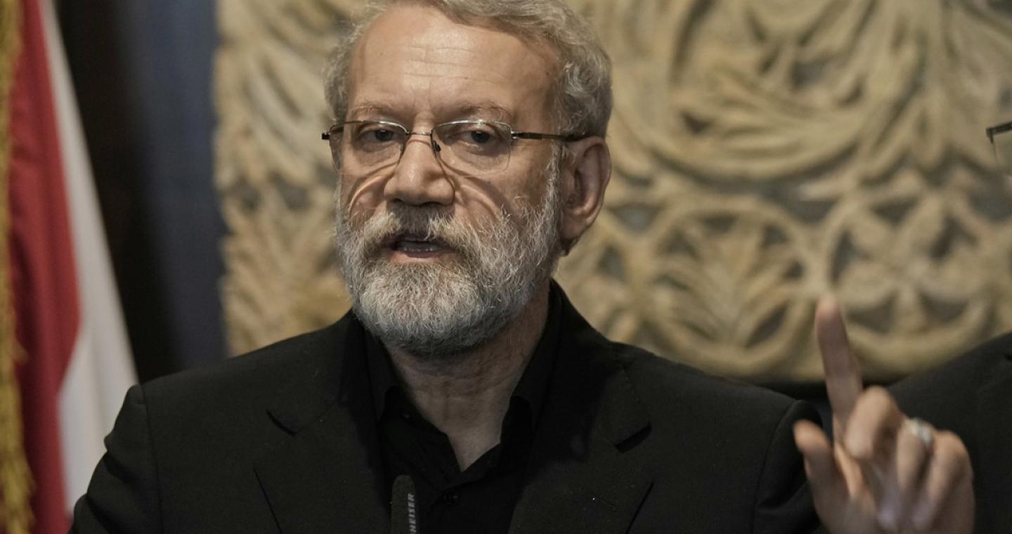 Ποιος είναι ο Αλί Λαριτζανί που αναλαμβάνει κυρίαρχο ρόλο στην πολιτική σκηνή του Ιράν μετά τον χαμό του Χαμενεΐ