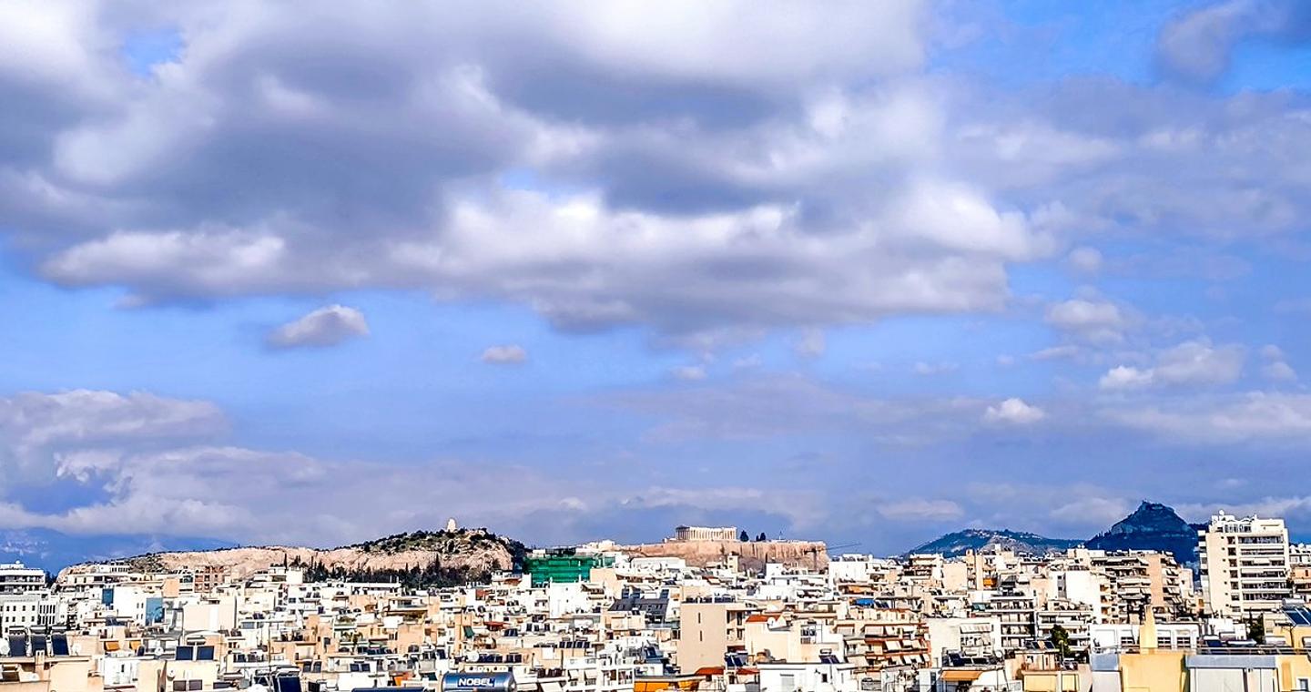 Τι καιρό θα κάνει το Σαββατοκύριακο: Με συννεφιά μας αποχαιρετά ο Φεβρουάριος