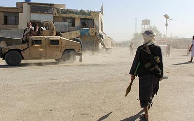 Ανοιχτός πόλεμος Πακιστάν-Ταλιμπάν: Πώς οι άλλοτε σύμμαχοι έγιναν θανάσιμοι εχθροί