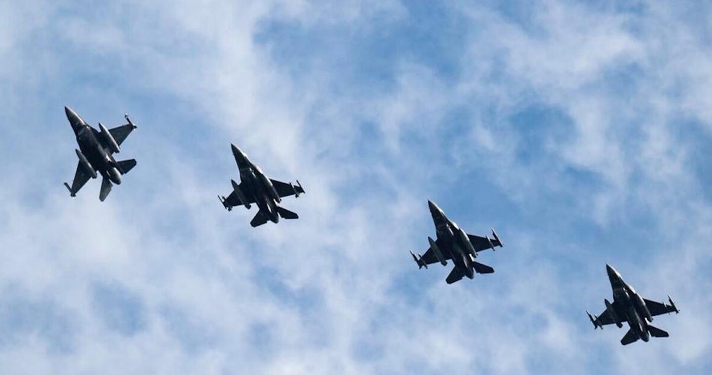 Συναγερμός στην Κύπρο για ύποπτο UAV: Απογειώθηκαν τα ελληνικά F-16 - Πτήση της Aegean επέστρεψε στην Αθήνα