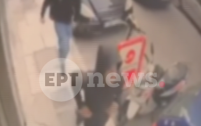 Αιματηρό επεισόδιο στον Άγιο Παντελεήμονα: Μαχαίρωσαν 17χρονο μαθητή έξω από το σχολείο