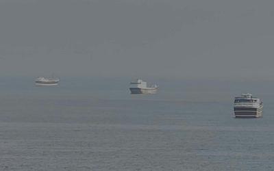 Νέα ανάφλεξη στον Κόλπο: Φλέγεται αμερικανικό δεξαμενόπλοιο μετά από ιρανικό χτύπημα