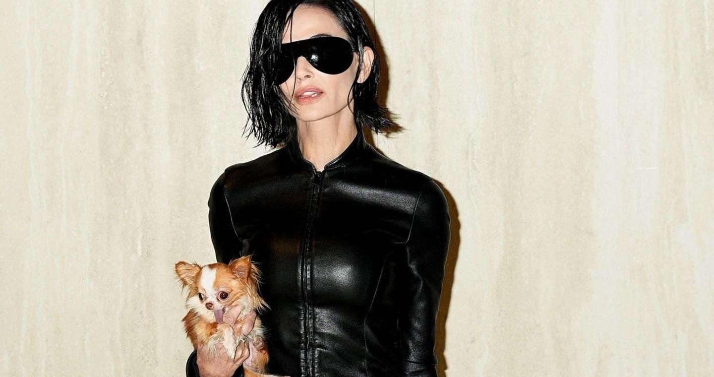 Ντέμι Μουρ: Το τολμηρό καρέ του Δημήτρη Γιαννέτου και το leather look στο σόου του οίκου Gucci