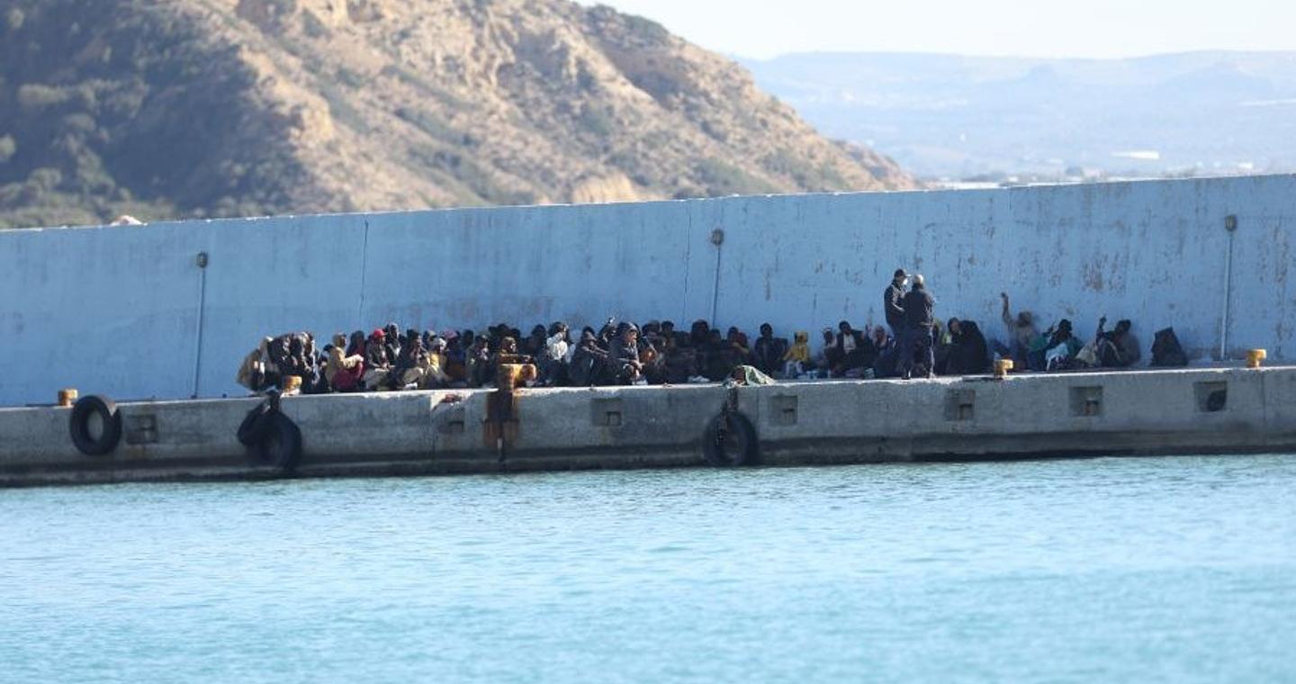 «Εκρηξη» μεταναστευτικών ροών νότια της Κρήτης: 346 αφίξεις σε 5 ώρες