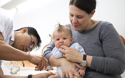 Αποκαλύπτεται το νέο πρόγραμμα εμβολιασμού: Τι αλλάζει για τον ιό RSV