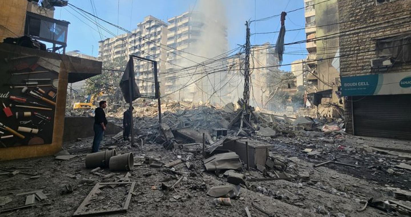 Live: Χωρίς τέλος το σφυροκόπημα στη Μέση Ανατολή – «Οι περισσότεροι από τους διαδόχους του Χαμενεΐ έχουν σκοτωθεί»