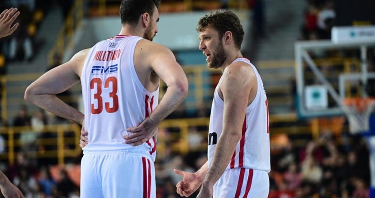 Με Μιλουτίνοφ η προπόνηση του Ολυμπιακού ενόψει ντέρμπι, ατομικό ο Βεζένκοφ