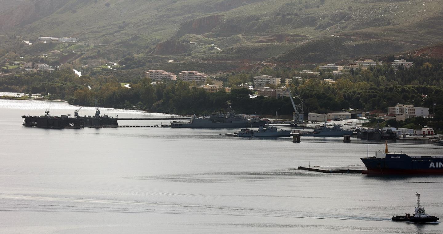 Κατασκοπεία στη Σούδα: Η τρίμηνη κράτηση σε βίλα και η μυστική εφαρμογή επικοινωνίας με το Ιράν