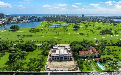 Αποκαλύπτεται η νέα έπαυλη του Ζάκερμπεργκ: Μυστικά περάσματα και αστρονομικό κόστος