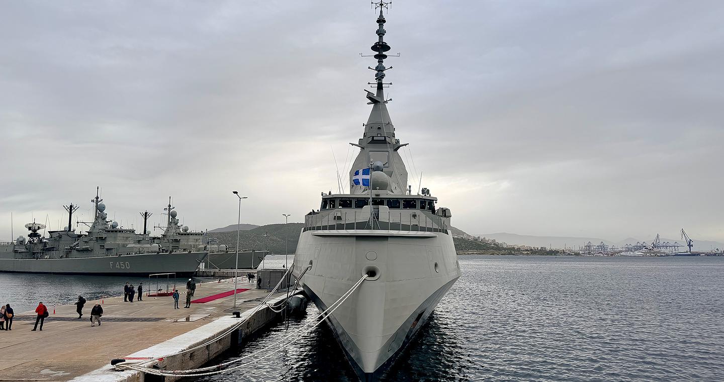 Εφτασαν στην Κύπρο οι ελληνικές φρεγάτες «Κίμων» και «Ψαρά»