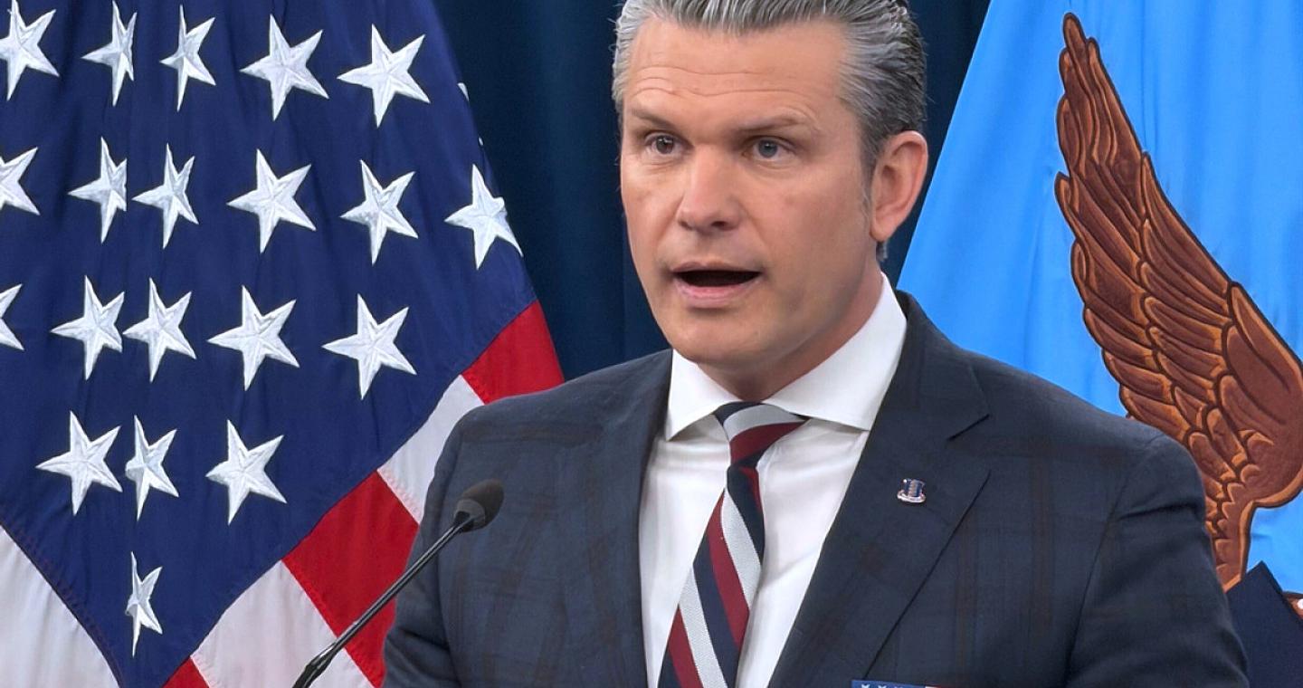 Χέγκσεθ: Οι ΗΠΑ κερδίζουν στο Ιράν - Περισσότερες δυνάμεις φτάνουν στην περιοχή