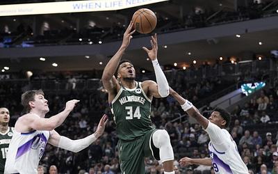 Εκτός δράσης ξανά ο Γιάννης Αντετοκούνμπο: Τι συμβαίνει με την υγεία του