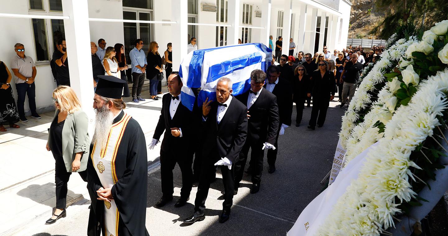 Δημήτρης Κωνσταντάρας: Το τελευταίο «αντίο» στον δημοσιογράφο