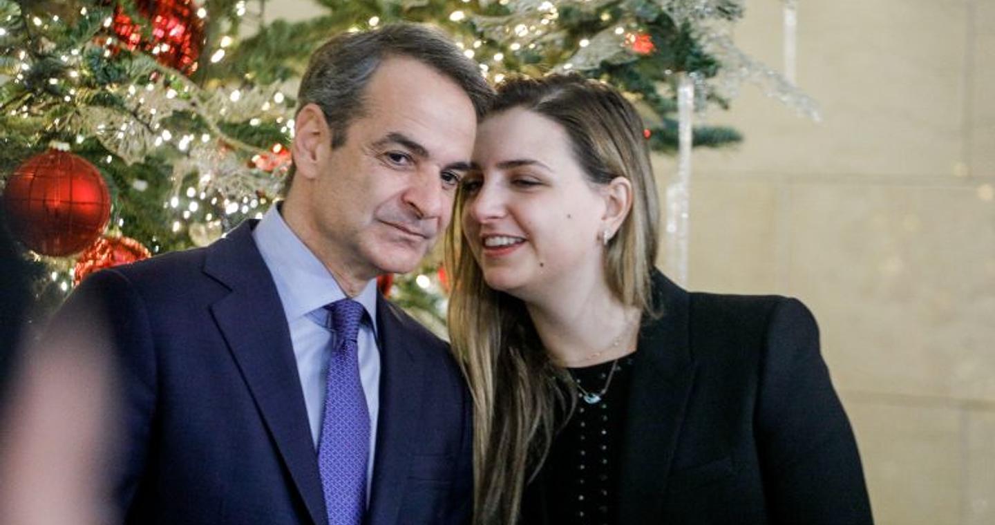 «Η ξεφτίλα δεν έχει όρια»: Η Σοφία Μητσοτάκη απαντά στα fake news για την επιστροφή της από το Ντουμπάι