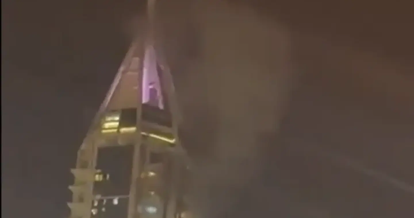 Ντουμπάι: Ένας νεκρός μετά από χτύπημα ιρανικού drone σε ουρανοξύστη