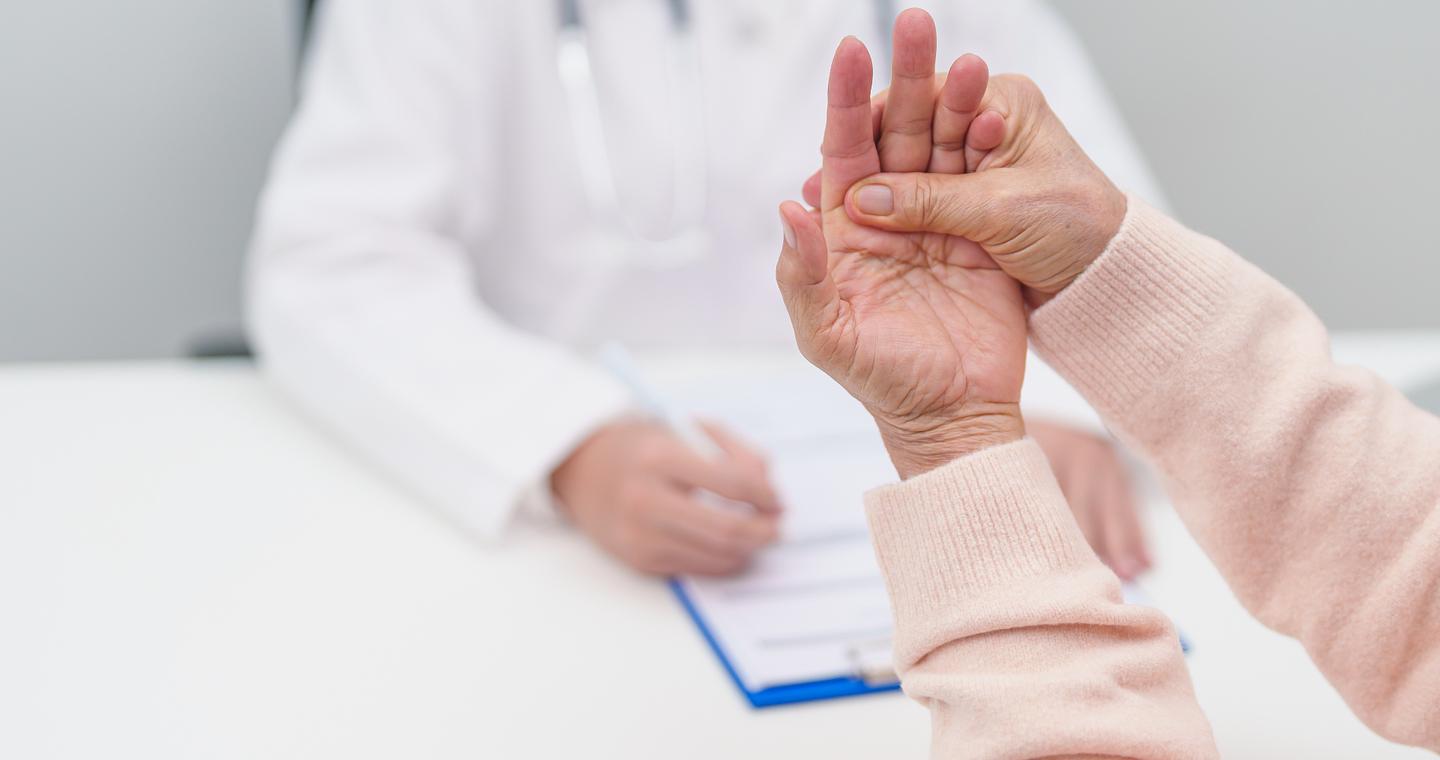 Πάρκινσον: Η Ιαπωνία ενέκρινε την πρώτη αγωγή με βλαστοκύτταρα