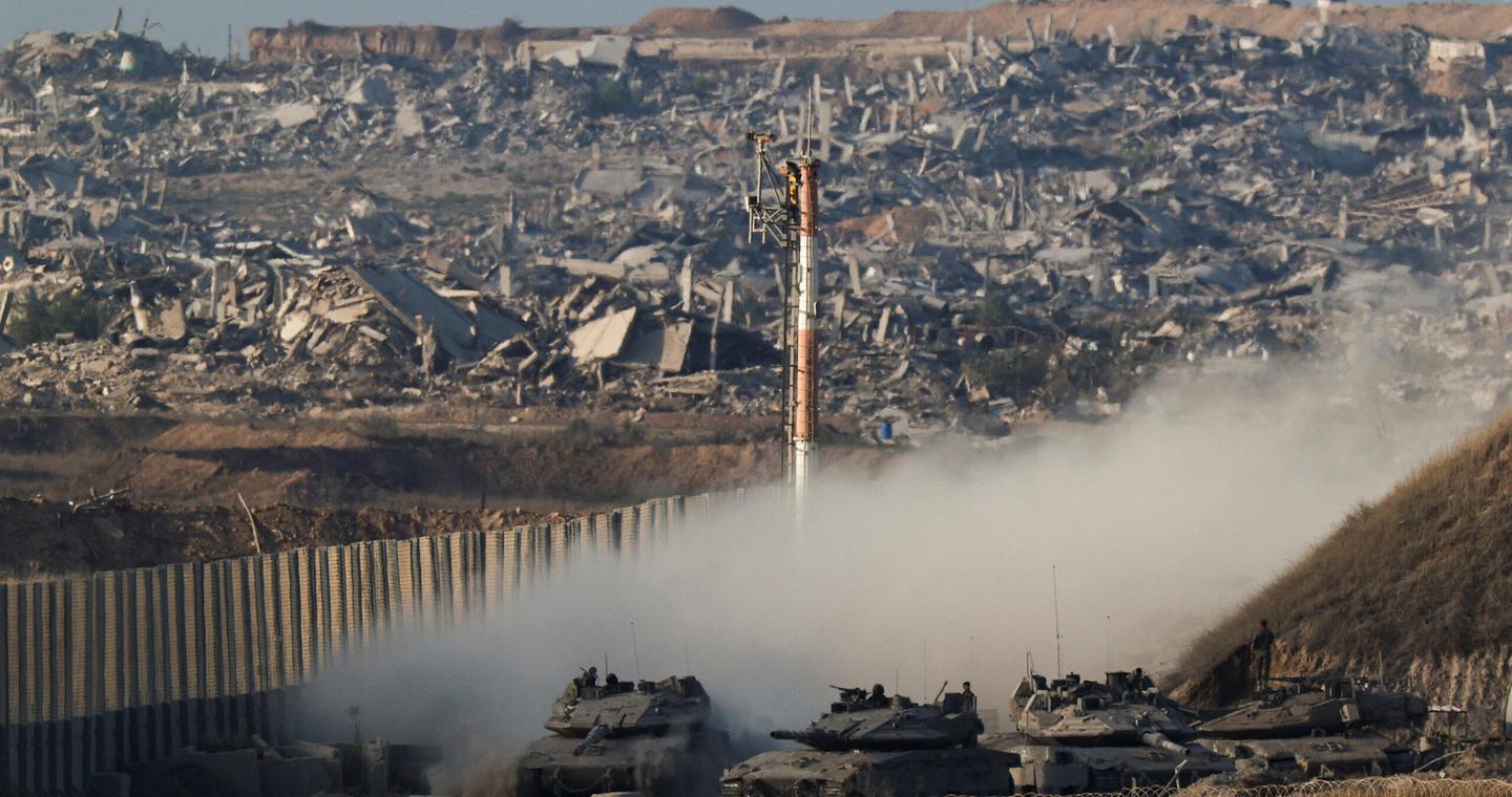 Το Ισραήλ εντείνει τις επιχειρήσεις γύρω από την πόλη της Γάζας