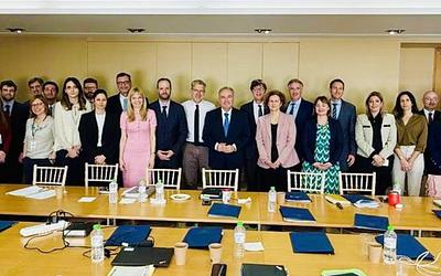 Το παρασκήνιο του Ταμείου Ανάκαμψης: Η «οικογένεια» πίσω από τα 36 δισ.