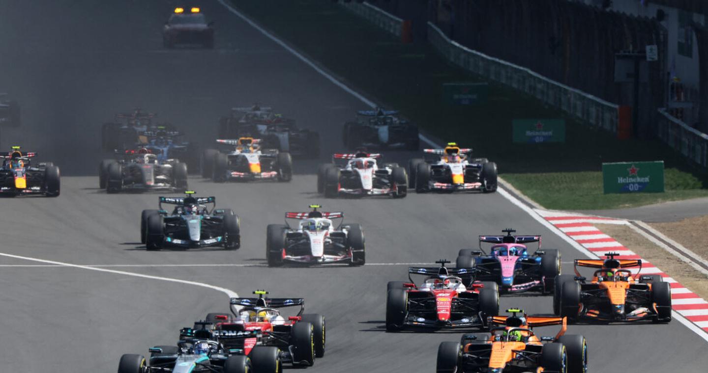 Formula 1: Ο George Russell κέρδισε το Sprint στην Κίνα μπροστά από τις Ferrari