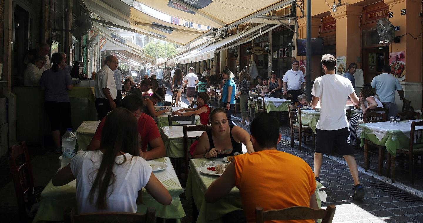 Μειώθηκε για δεύτερο τρίμηνο ο τζίρος στην εστίαση