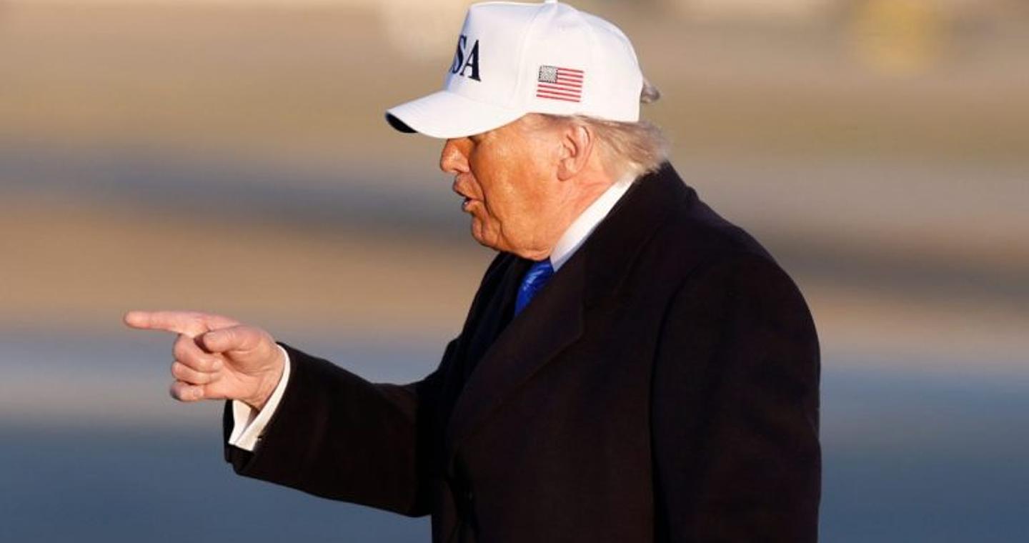 Τραμπ: Tο Ιράν έχει ηττηθεί εντελώς και θέλει συμφωνία