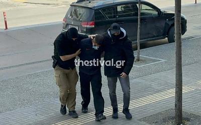 Ανθρωποκτονία από πρόθεση: Οι βαριές κατηγορίες για το φονικό στην Καλαμαριά