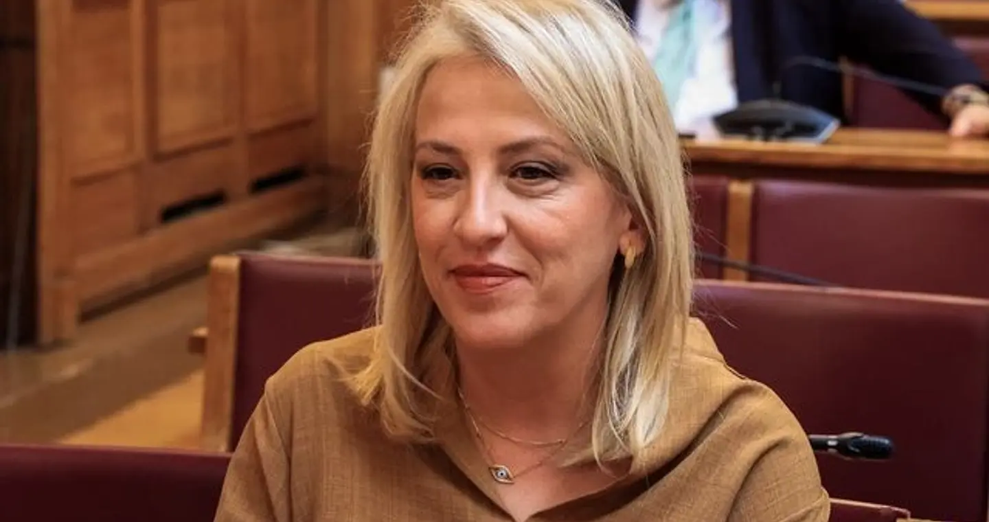 Δούρου: “Μονή Σινά, άλλη μία εθνική ήττα με την υπογραφή Κ. Μητσοτάκη”