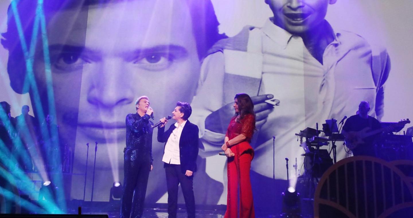 Γιώργος Μαρίνος: Έλενα Παπαρίζου, Τάκης Ζαχαράτος, Ηρώ τίμησαν τον αγαπημένο καλλιτέχνη