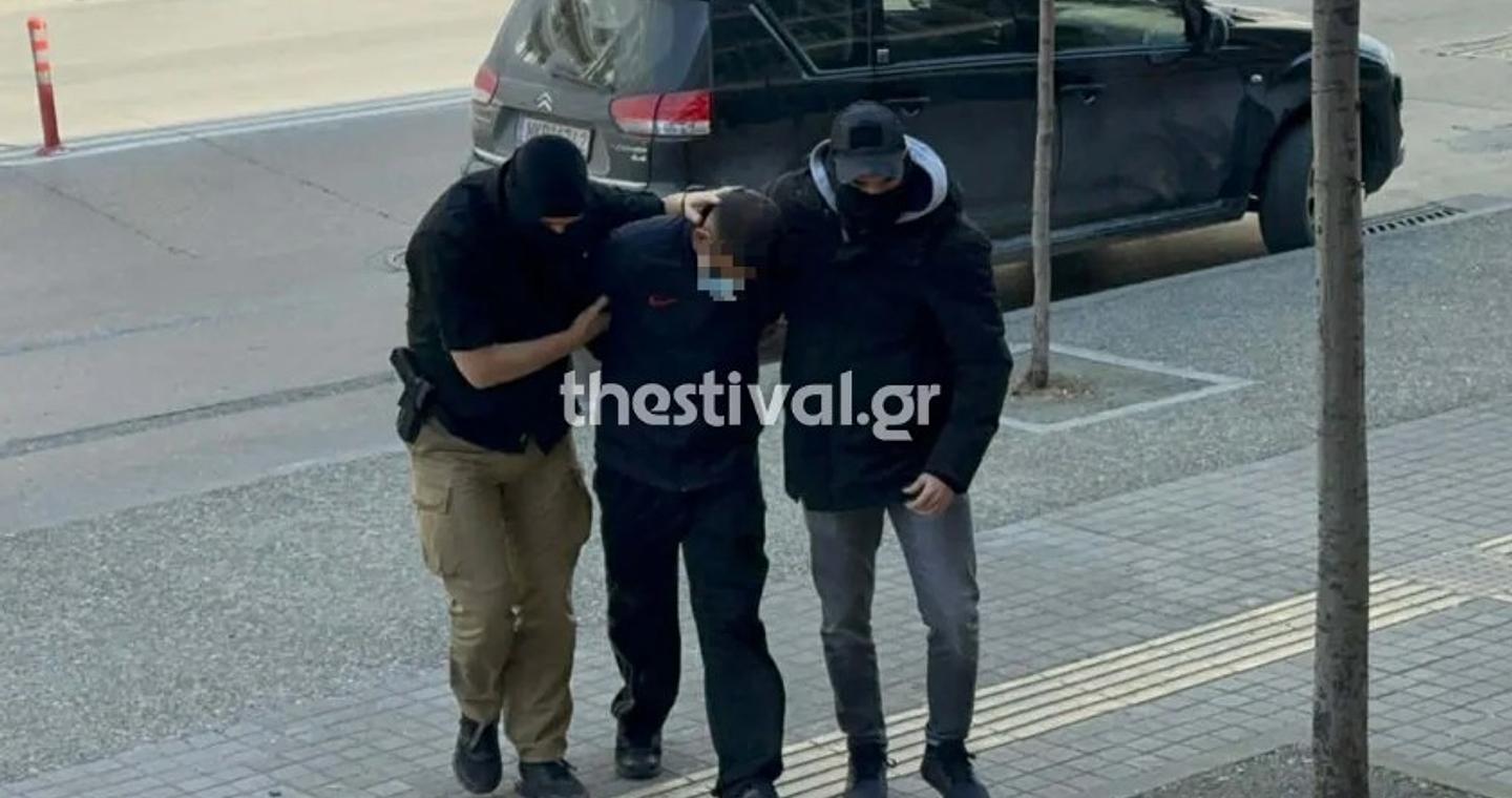 Θεσσαλονίκη – Δολοφονία 20χρονου: Τι έδειξε η ιατροδικαστική εξέταση – Την Τρίτη απολογείται ο 23χρονος