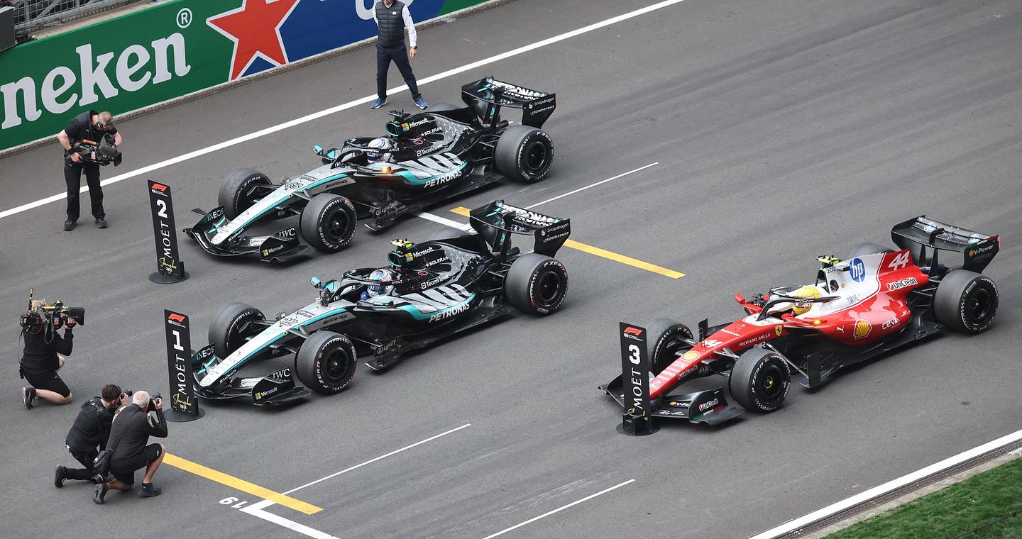 Φόρμουλα 1: Ο Κίμι Αντονέλι θριάμβευσε στη Σαγκάη