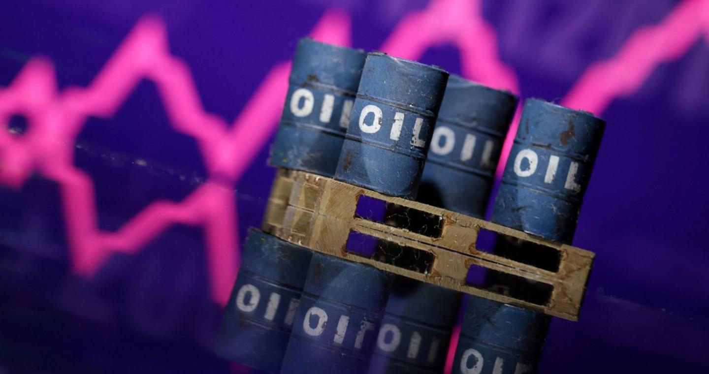 Πετρέλαιο: Οι τιμές παραμένουν υψηλές, αλλά δεν παρουσιάζουν τις απότομες ανόδους των τελευταίων ημερών