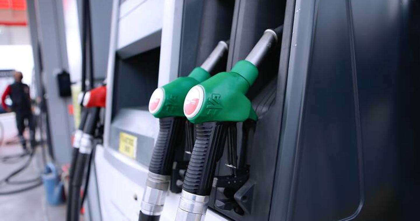 Στις ακριβότερες χώρες της Ευρώπης η Ελλάδα στη βενζίνη – Δείτε συγκριτικά στοιχεία