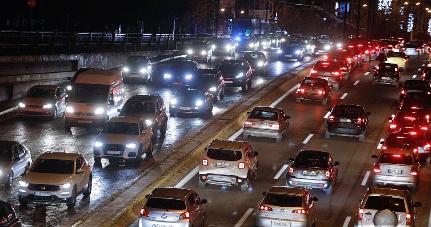 Κίνηση στους δρόμους: «Στο κόκκινο» Κηφισός, Αττική οδός, Λεωφόρος Αθηνών και Κηφισίας