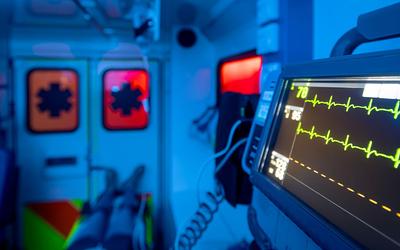 Μαύρο ξημέρωμα στην Ποσειδώνος: Η μοιραία σύγκρουση που στοίχισε τη ζωή σε γυναίκα