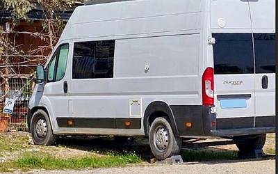 Θρίλερ με Πολωνό κατάσκοπο στη Σούδα: Τι βρέθηκε στο λευκό βαν