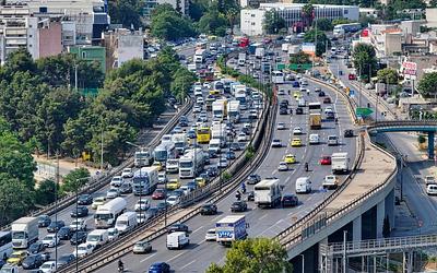 Όλα όσα πρέπει να γνωρίζετε για το κυκλοφοριακό χάος στην Αττική